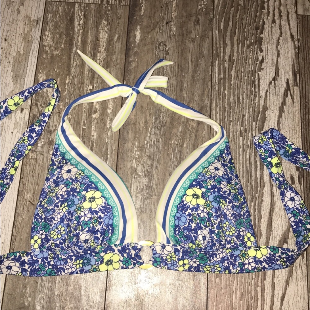 Victoria secret push up top!